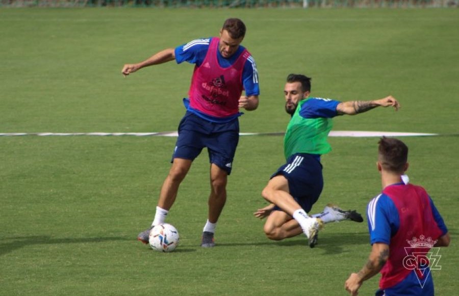 Sesión de trabajo de cara al Huesca - Cádiz CF