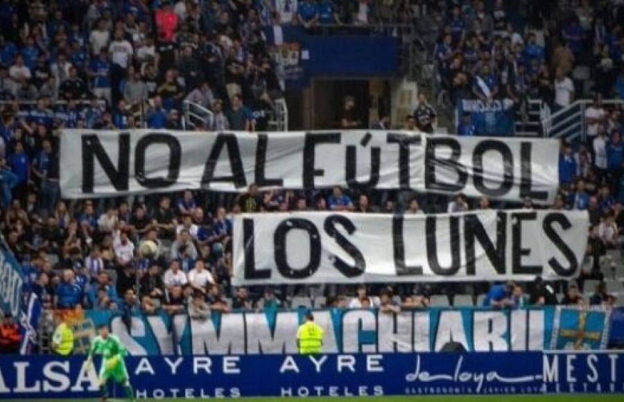 Pancarta contra el fútbol los lunes