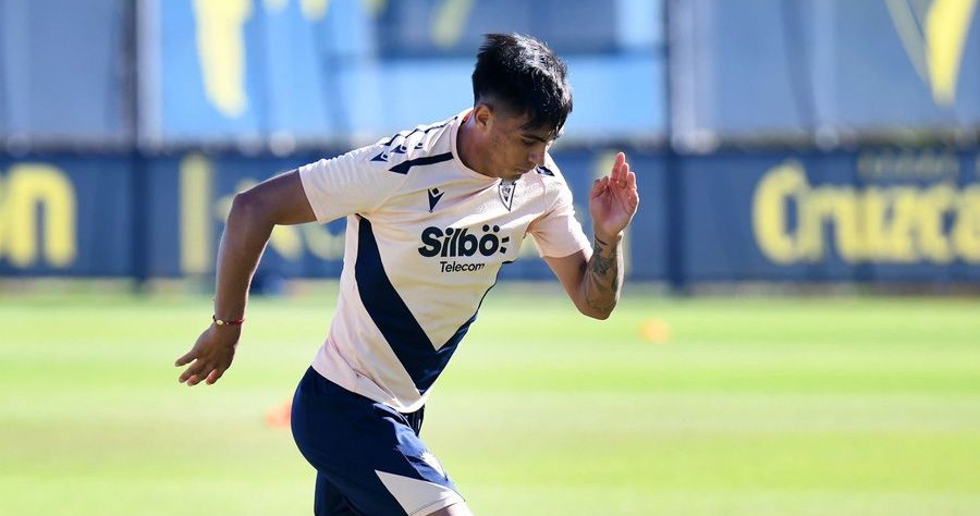 Santiago Arzamendia durante una sesión de trabajo poco antes de fichar por el Estudiantes