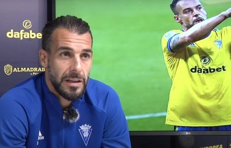 Negredo: "Nadie esperaba un Cádiz tan serio"